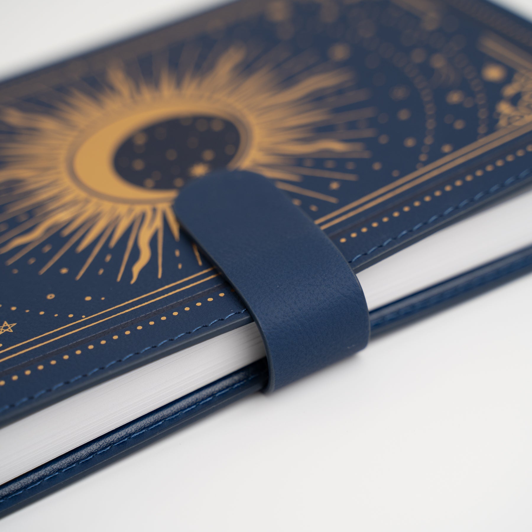 A5 Everyday Deluxe System: Majestic Skies - Archer and Olive