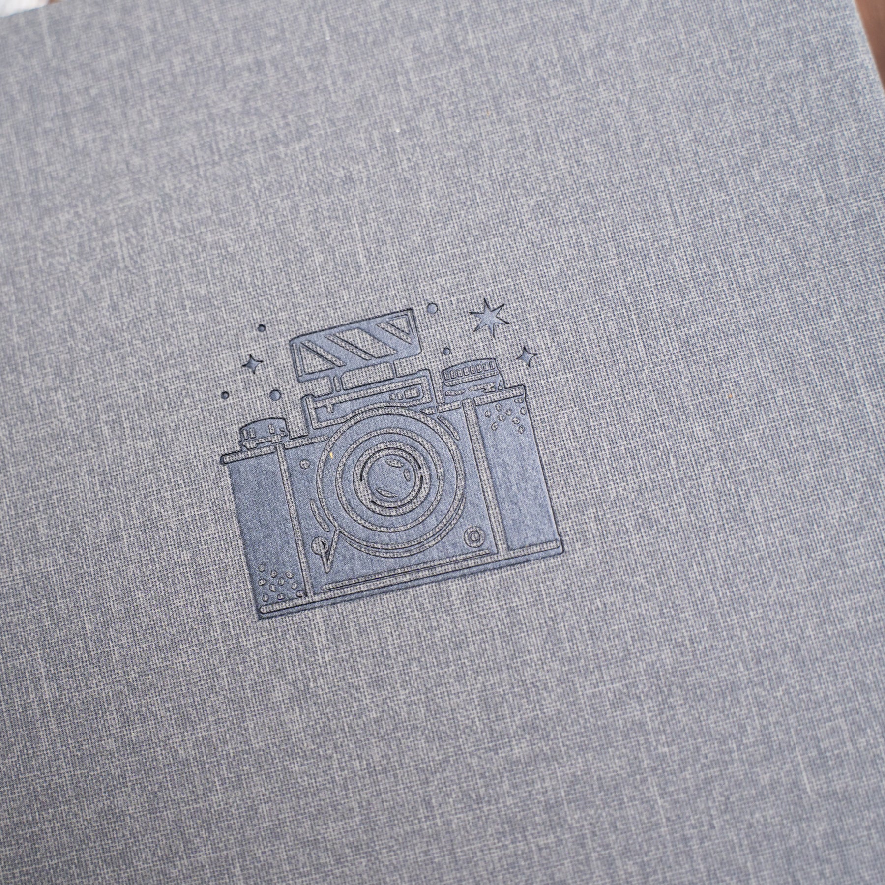 8x8 Vintage Camera: Dot Grid Notebook