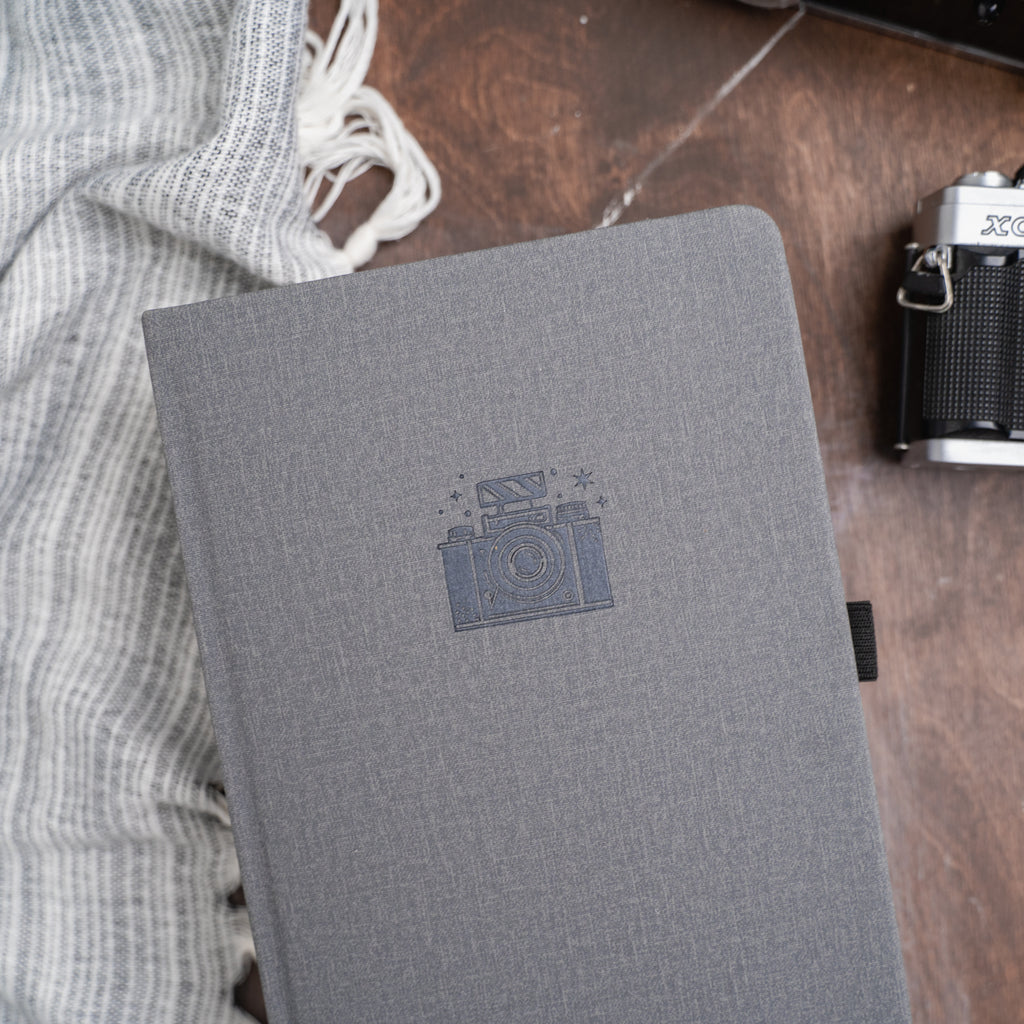 8x8 Vintage Camera: Dot Grid Notebook